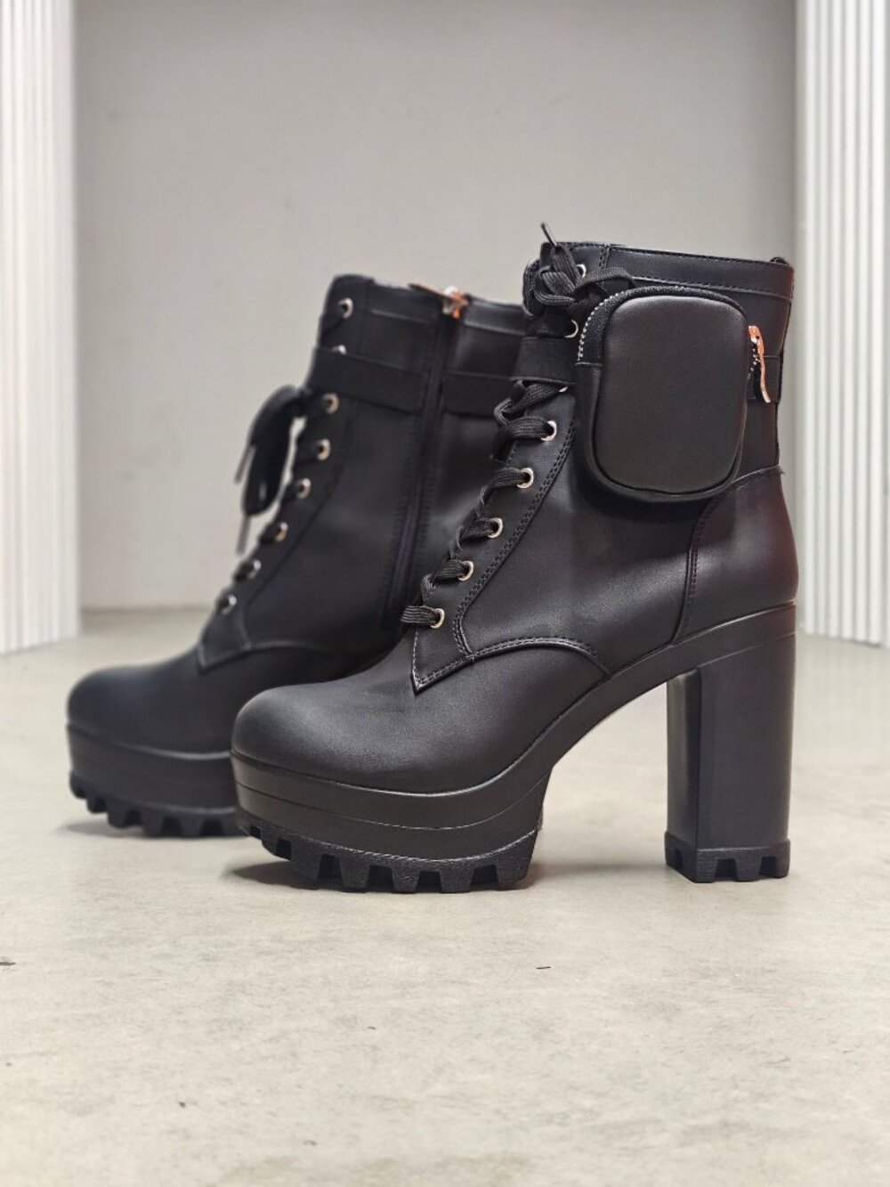 Chunky Black High-Heel Ankle Boots With Lace-Up Design with Side Pouch Rugged Pl